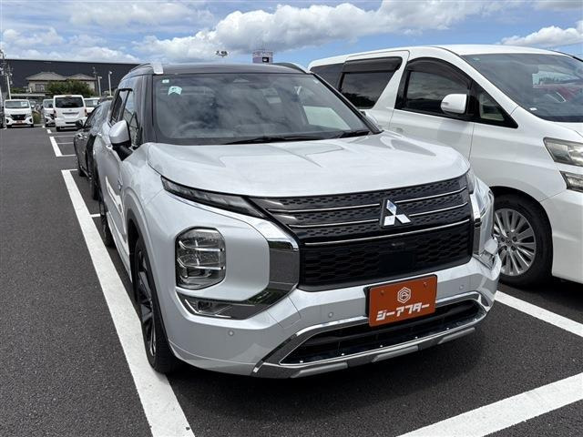 アウトランダーPHEV 2.4 P 4WD