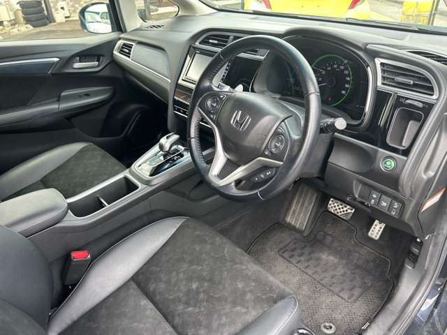 シャトル1.5 ハイブリッド X ホンダセンシング 4WD