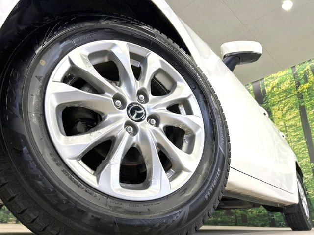 �y����15�C���`�A���~�z�C�[���z�O�ςɃ}�b�`���������A���~�z�C�[���𑕒����Ă���܂��B�e��ЊO�A���~�z�C�[����A�X�^�b�h���X�^�C�����戵�����Ă���܂��B���񂲑��k����������