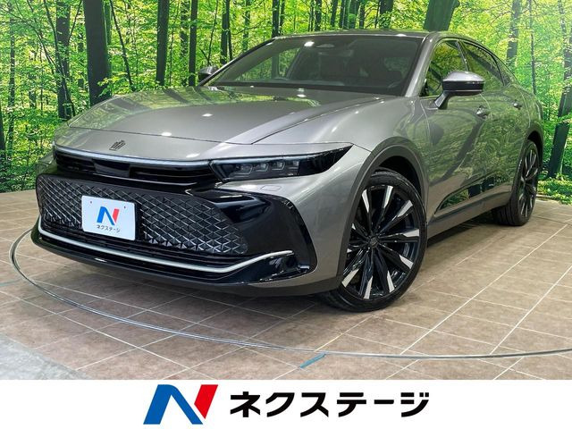 クラウンクロスオーバー2.5 G アドバンスト レザー パッケージ E-Four 4WD
