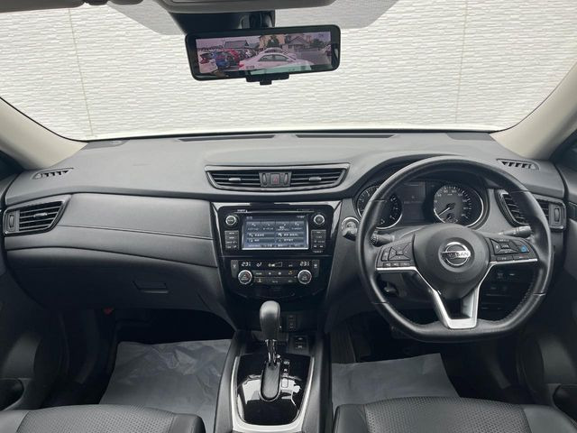 エクストレイル2.0 20Xi