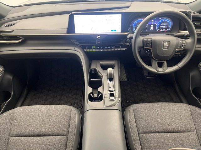 クラウンクロスオーバー2.5 G E-Four 4WD