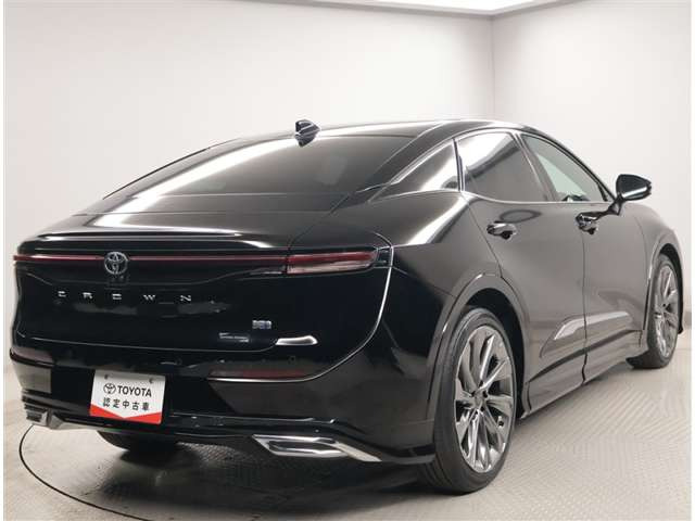 クラウンクロスオーバー2.5 G アドバンスト レザー パッケージ E-Four 4WD
