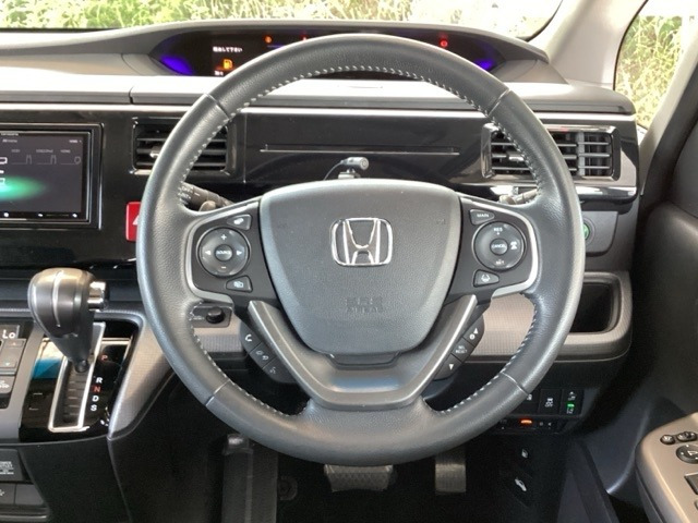 ステップワゴン1.5 スパーダ ホンダ センシング