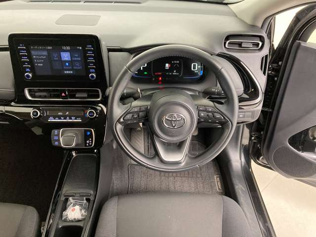 アクア1.5 G E-Four 4WD