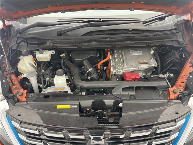 セレナ1.2 e-POWER ハイウェイスターG