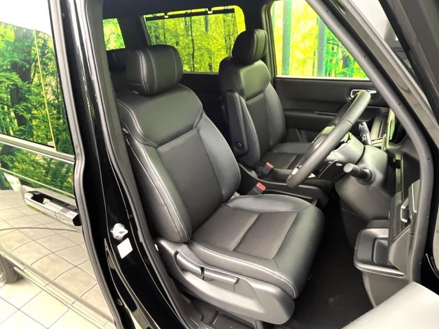 �y�n�[�t���U�[�V�[�g�z�������ƍ���S�n�𗼗������l�C�̃V�[�g���w�ʁE���ʂ̃t�@�u���b�N�f�ނ́A�ʋC���̗ǂ��⊊��ɂ����ɗD��Ă��܂��B�C���╞���ɍ��E���ꂸ���K�ɂ���肢�������܂��B
