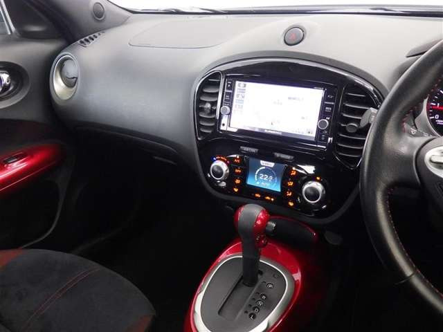 ジューク1.5 15RX V セレクション