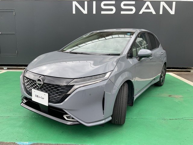 ノートオーラ1.2 G FOUR レザーエディション 4WD