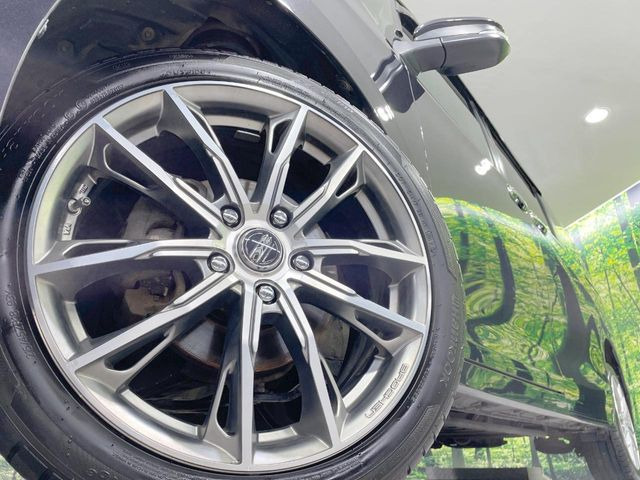 �y18�C���`�A���~�z�C�[���z�O�ςɃ}�b�`�����A���~�z�C�[���𑕒����Ă���܂��B�e��A���~�z�C�[����A�X�^�b�h���X�^�C�����戵�����Ă���܂��B���񂲑��k����������
