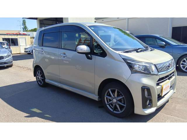 ステラカスタムR スマートアシスト 4WD