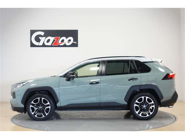 RAV42.0 アドベンチャー 4WD