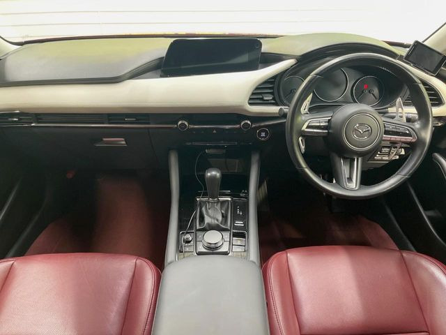 MAZDA3セダン2.0 20S 100周年特別記念車 2020 WCDOTY受賞記念モデル