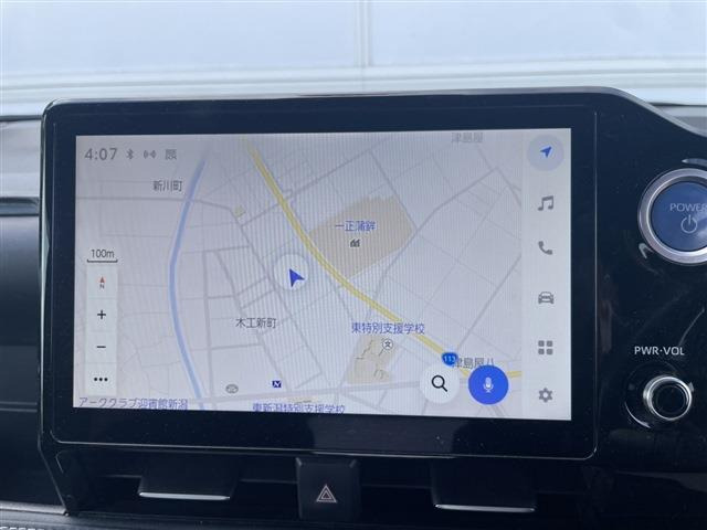 ノア1.8 ハイブリッド S-Z E-Four 4WD