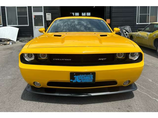 チャレンジャーSRT8