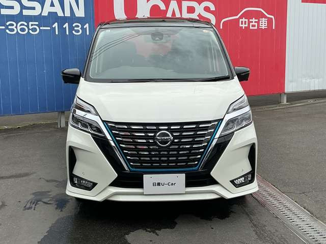 セレナ1.2 e-POWER ハイウェイスターV