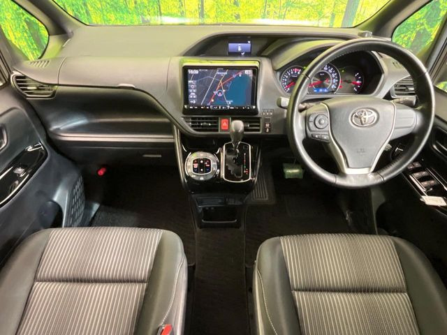 ヴォクシー2.0 ZS