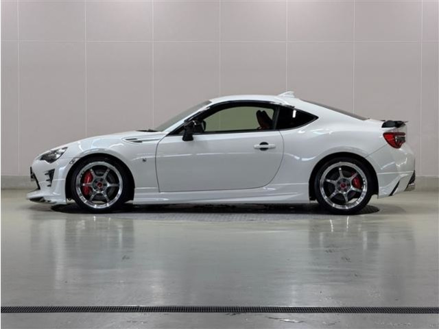 862.0 GT リミテッド ブラックパッケージ