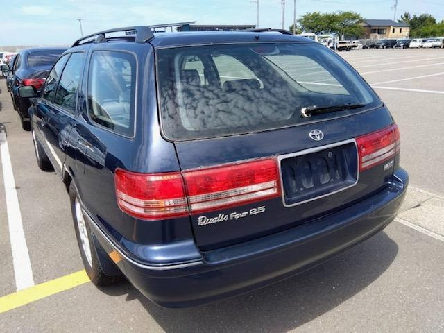 マークIIクオリス2.5 Four 4WD