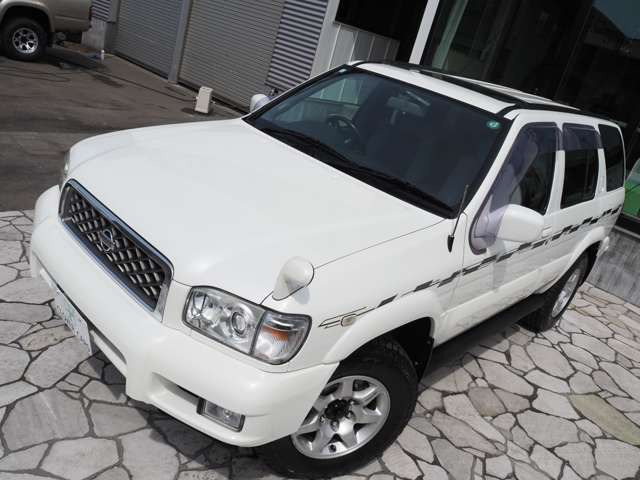 テラノ3.0 ワイド R3m-X エアロリミテッドパッケージ ディーゼル 4WD