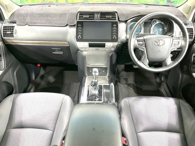 ランドクルーザープラド2.7 TX Lパッケージ マットブラック エディション 4WD