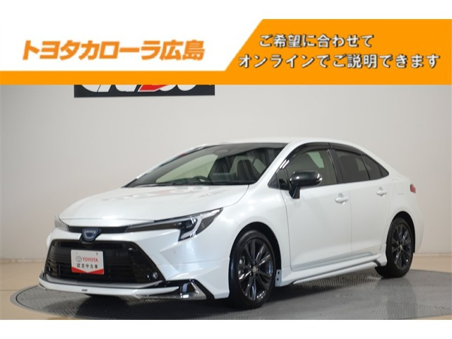 カローラ1.8 ハイブリッド W×B