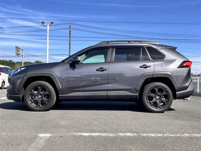 RAV42.0 アドベンチャー オフロードパッケージ 4WD