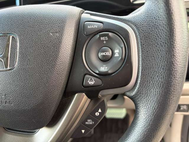 ステップワゴン1.5 G ホンダ センシング 4WD
