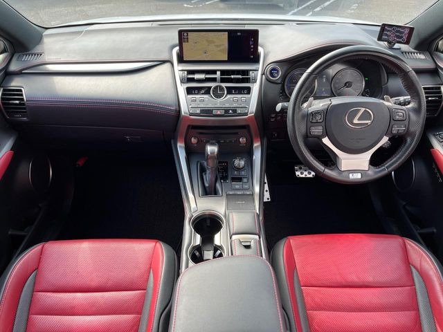 NX300h Fスポーツ