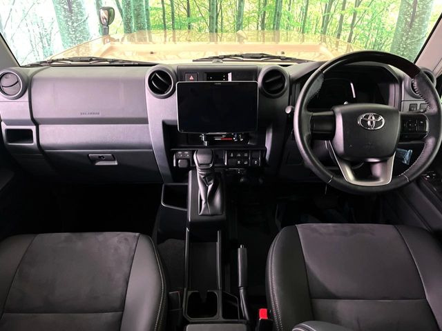 ランドクルーザー702.8 AX ディーゼル 4WD