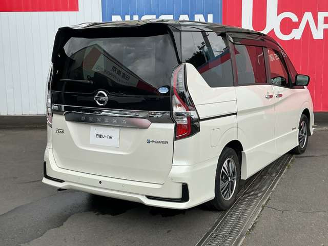 セレナ1.2 e-POWER ハイウェイスターV
