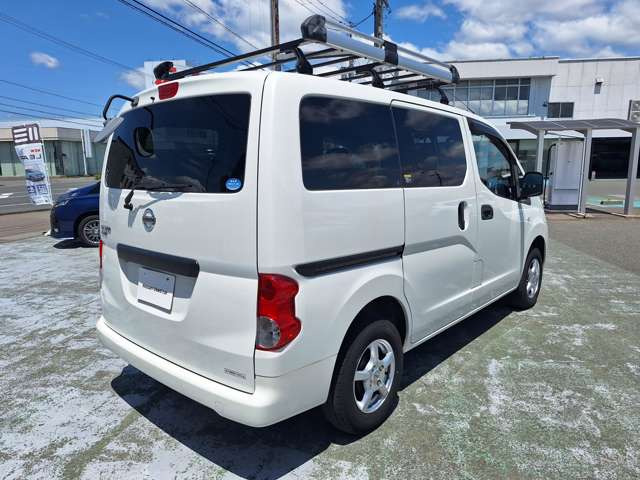 NV200バネットバン1.6 GX 4WD