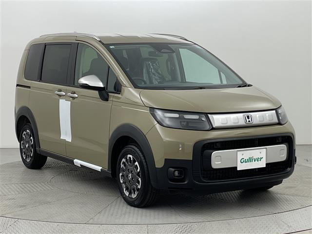 フリード1.5 e:HEV クロスター 4WD
