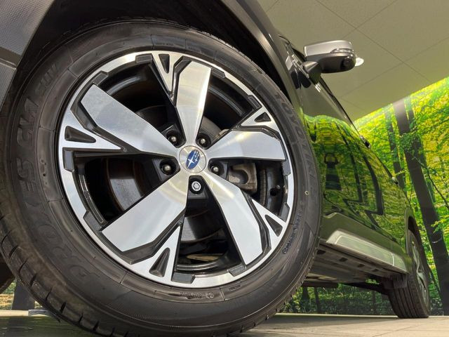 �y����18�C���`�A���~�z�C�[���z�O�ςɃ}�b�`���������A���~�z�C�[���𑕒����Ă���܂��B�e��ЊO�A���~�z�C�[����A�X�^�b�h���X�^�C�����戵�����Ă���܂��B���񂲑��k����������