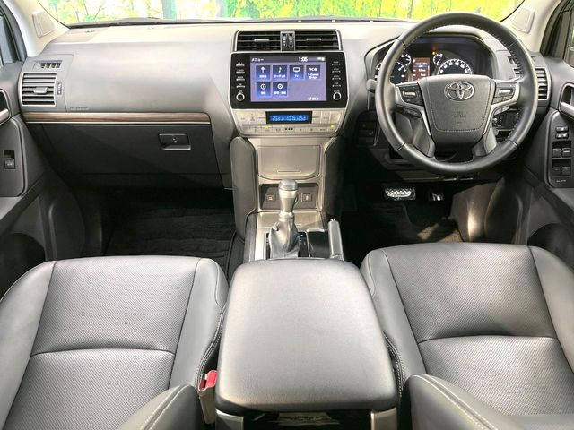 ランドクルーザープラド2.7 TX Lパッケージ マットブラック エディション 4WD