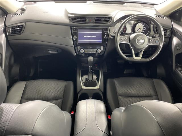 エクストレイル2.0 20Xi