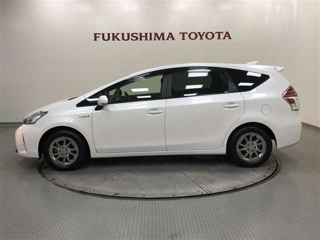 プリウスα1.8 S