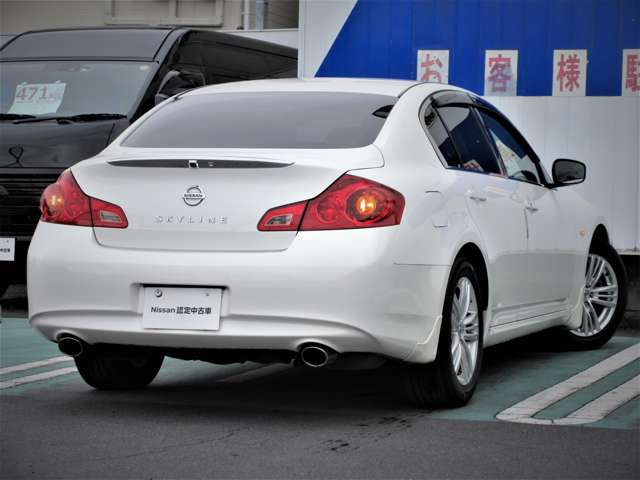 スカイライン2.5 250GT