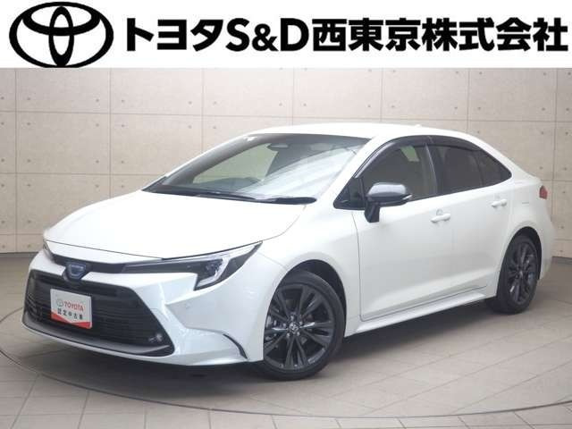 カローラ1.8 ハイブリッド W×B