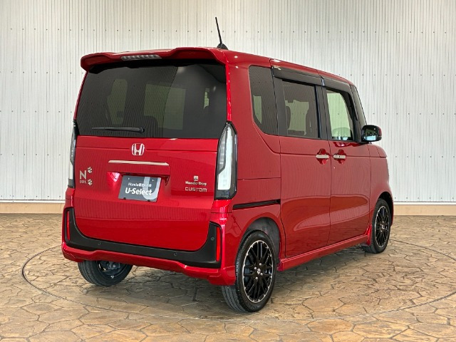 N-BOXカスタムターボ コーディネートスタイル モノトーン 4WD