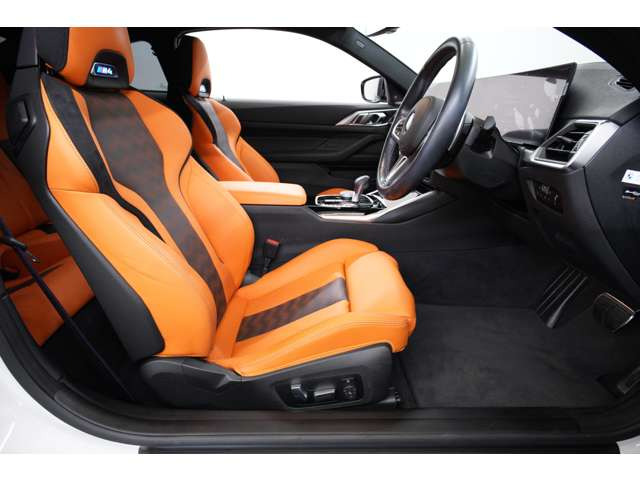 M4クーペコンペティション M xドライブ 4WD
