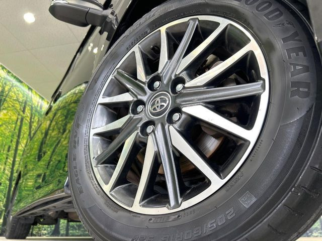 �y����16�C���`�A���~�z�C�[���z�O�ςɃ}�b�`���������A���~�z�C�[���𑕒����Ă���܂��B�e��ЊO�A���~�z�C�[����A�X�^�b�h���X�^�C�����戵�����Ă���܂��B���񂲑��k����������