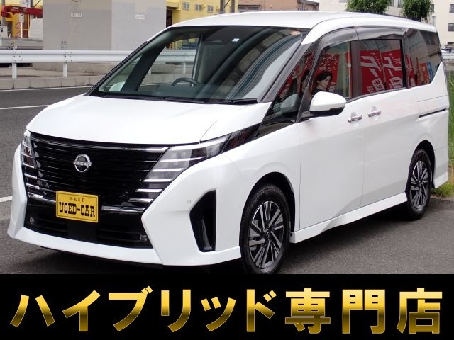 セレナ1.4 e-POWER ハイウェイスターV