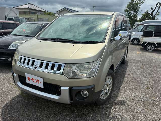 デリカD:52.4 G プレミアム 4WD