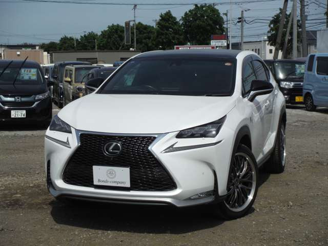 NX200t Fスポーツ 4WD