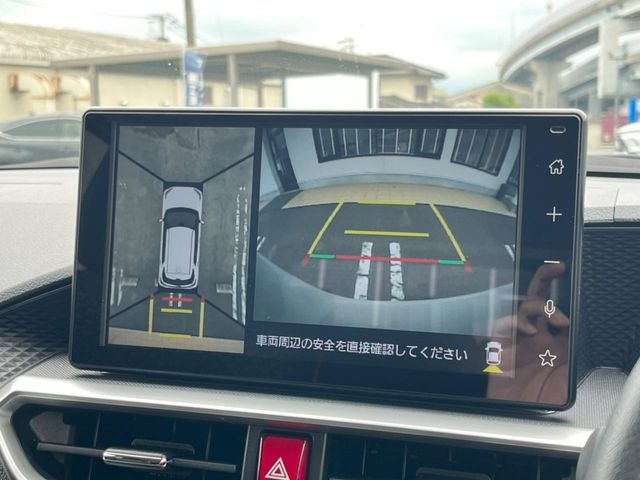�y�p�m���}���j�^�[�z��p�̃J�����ɂ��A�ォ�猩���낵���悤�Ȏ��_��360�x�N���}�̎��͂��m�F���邱�Ƃ��ł��܂������p�������m�F���₷���A�����ꏊ�ł̐؂�Ԃ��⒓�Ԃ��X���[�Y�ɍs���܂��B