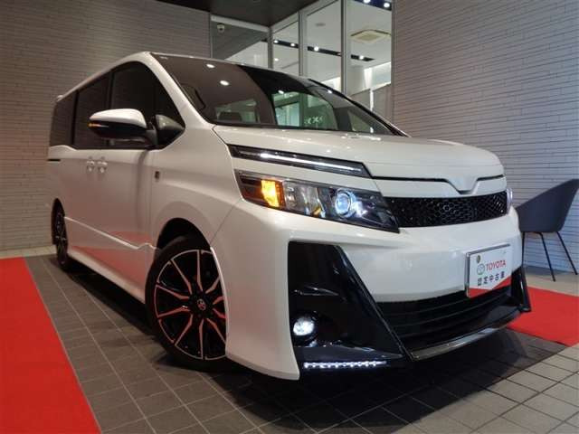 ヴォクシー2.0 ZS