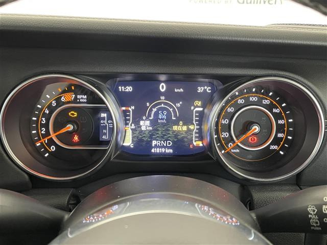 ラングラーアンリミテッド サハラ 4WD
