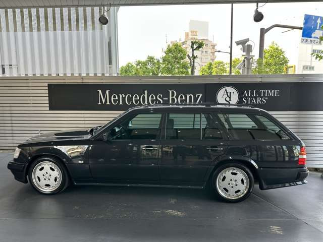 ミディアムクラスワゴン320TE