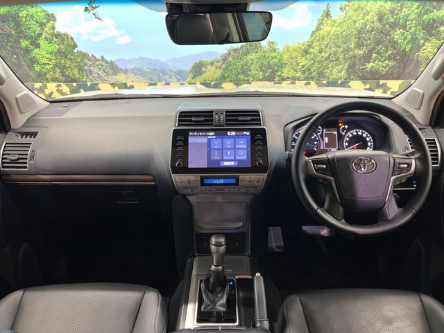 ランドクルーザープラド2.7 TX Lパッケージ マットブラック エディション 4WD